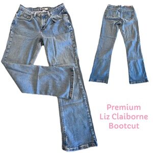Liz Claiborne Women's Light Blue Bootcut Jeans Sz 6